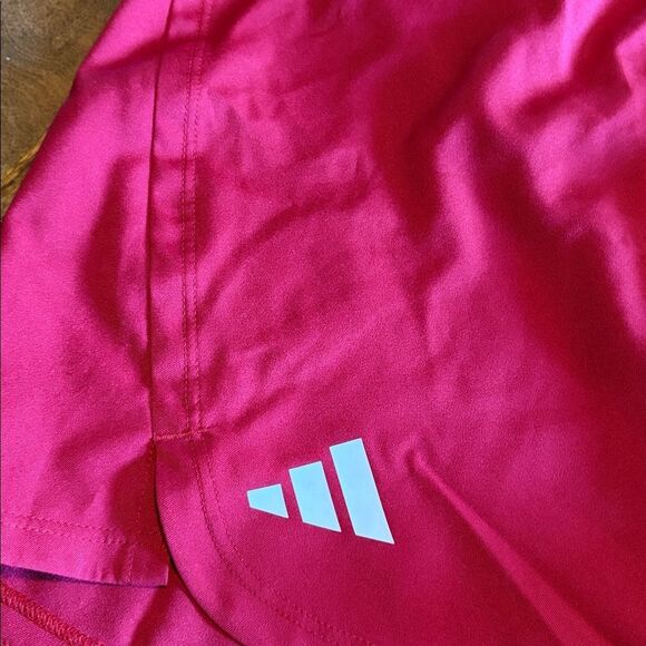 Women’s Adidas Indiana Hoosiers shorts 3XL - Picture 2 of 7